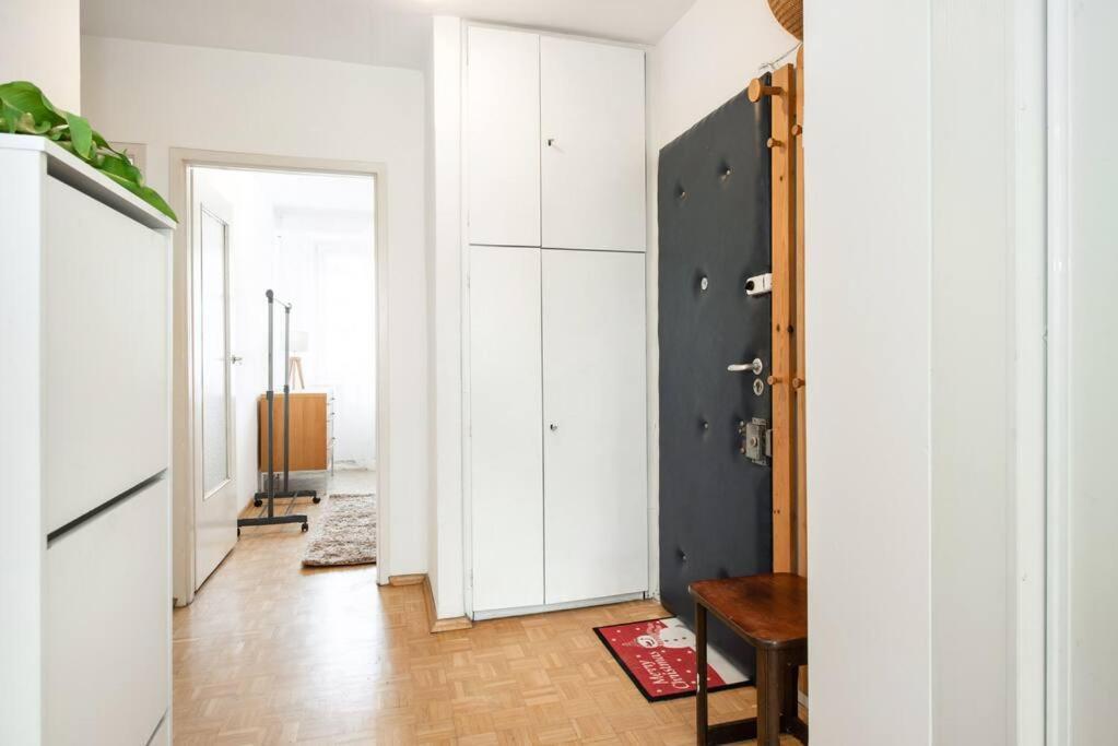 Room, Inflancka 19 Warschau Buitenkant foto